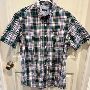 IZOD Plaid Breeze Collection size Medium‎
